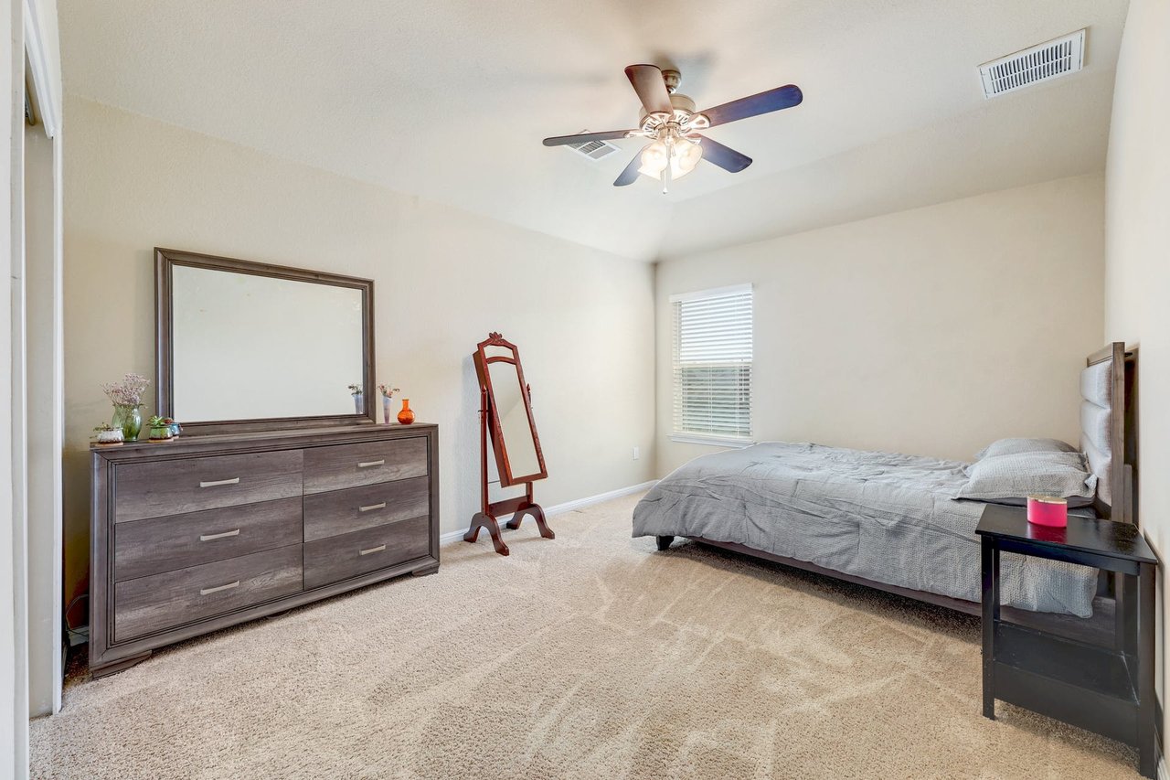 141 Serrano St, Georgetown, Texas 78628