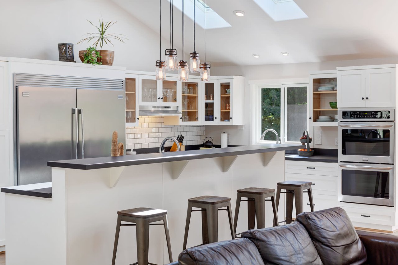 60 Oak Grove Avenue, Woodacre