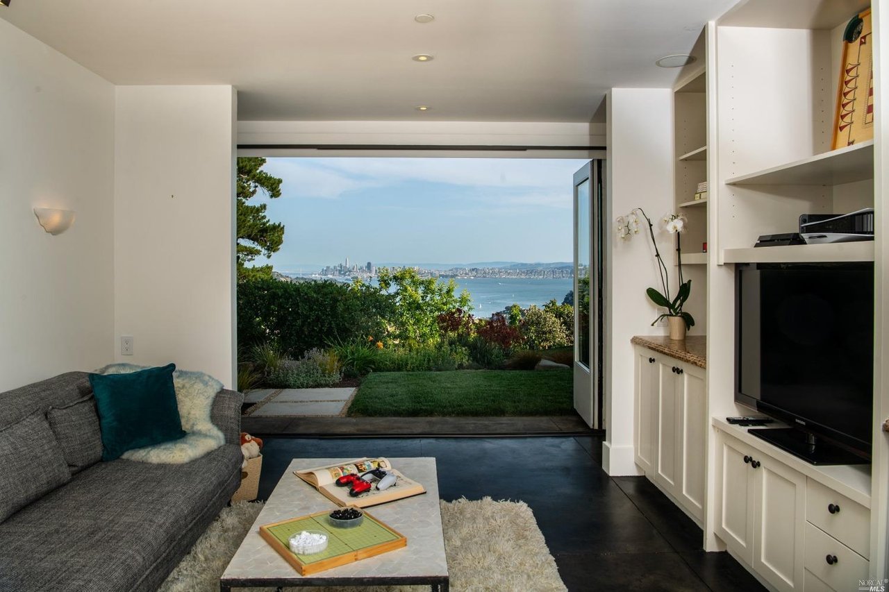 106 Mount Tiburon Rd