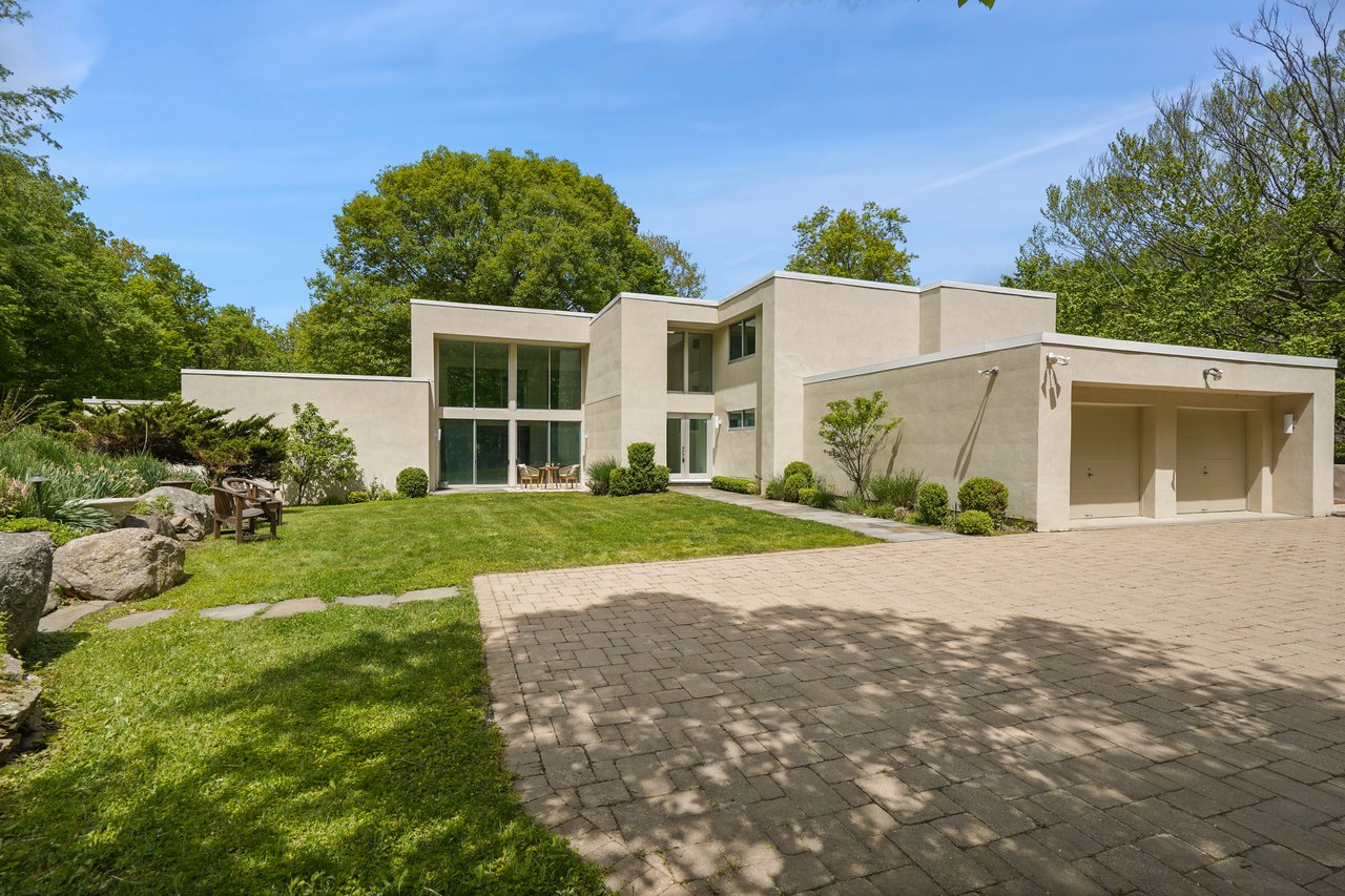 71 Old Stone Hill Road