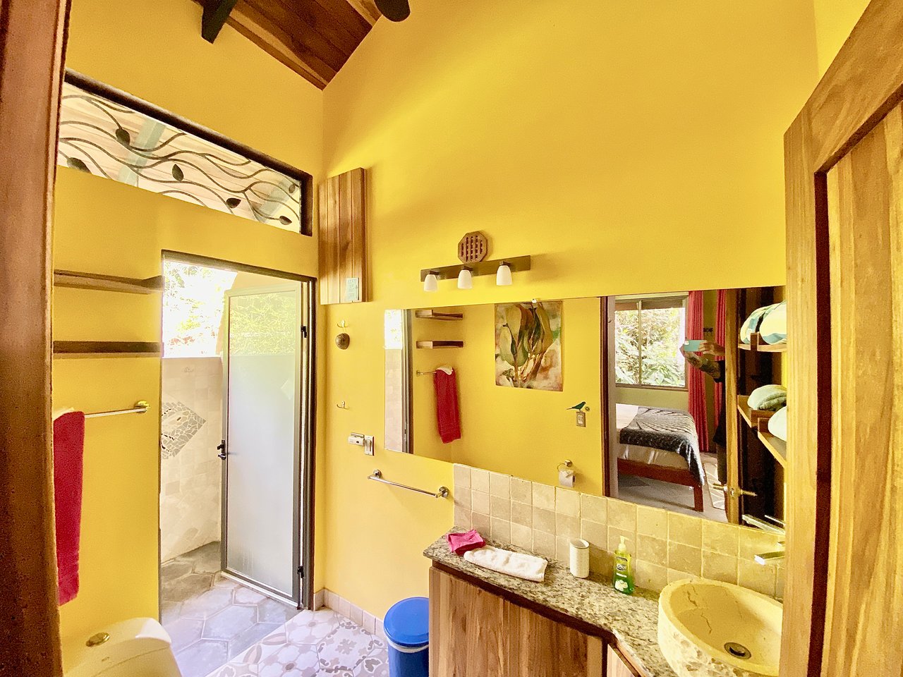 Charming 2-Bedroom Villa on 5 Acres with Creek Access and Income Potential