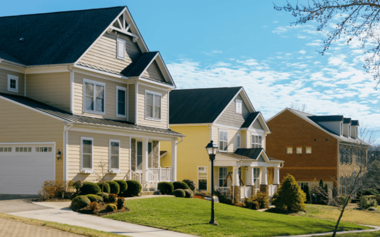 The Latest Expert Forecasts for Home Prices in 2023