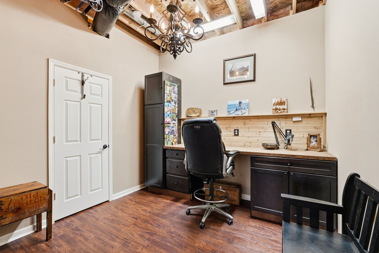 EXCLUSIVE LISTING  -  1234 Newbury Highland