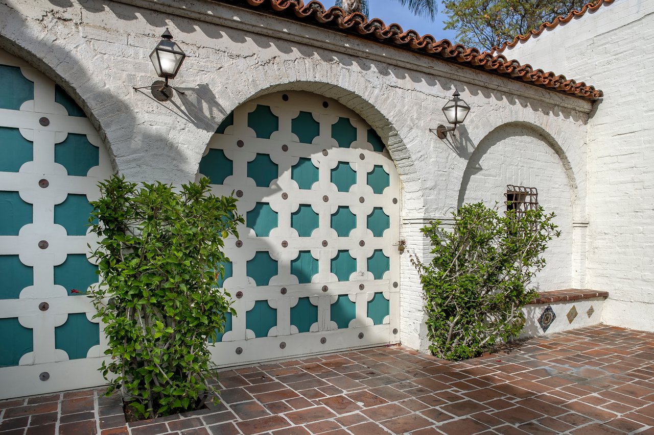 Sunset Strip – Hollywood Hills West