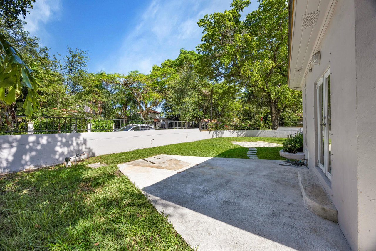 Art Deco Gem in Coral Gables