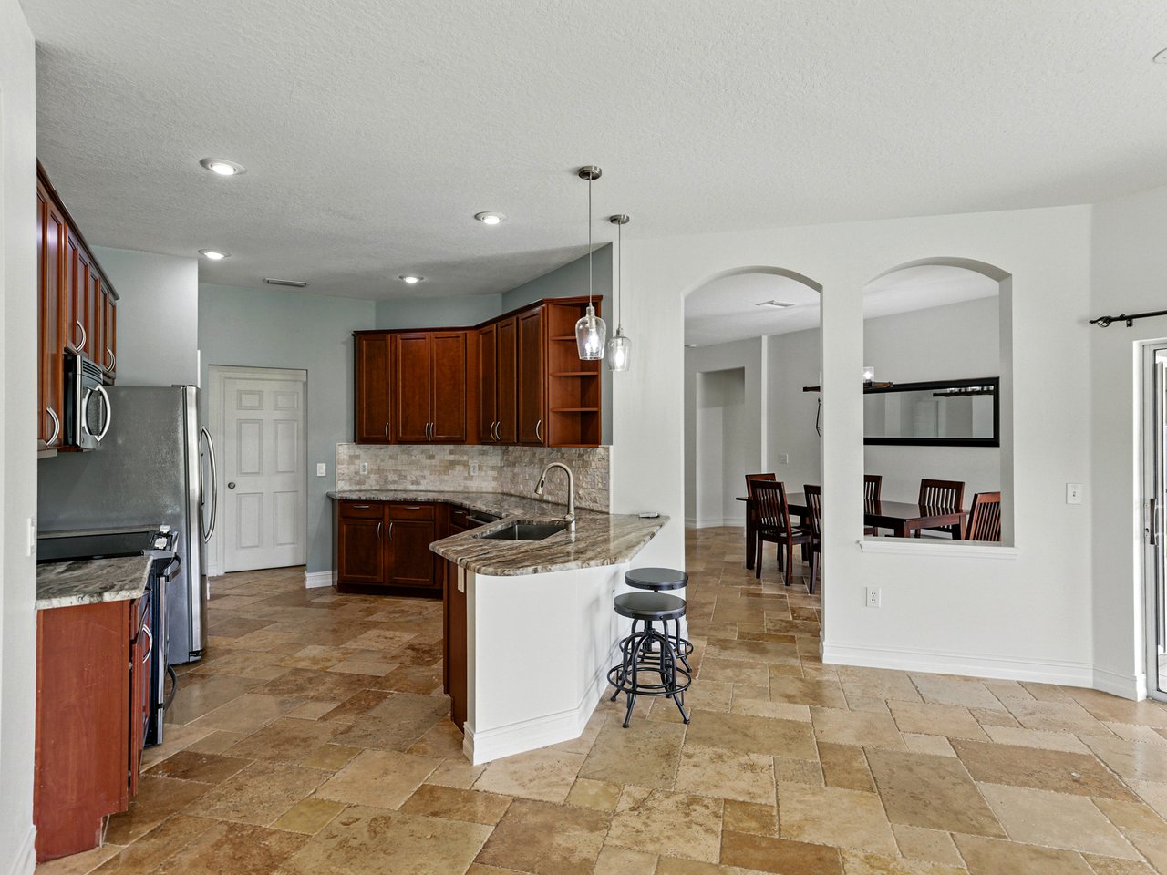 6957 BOULDER RUN LOOP