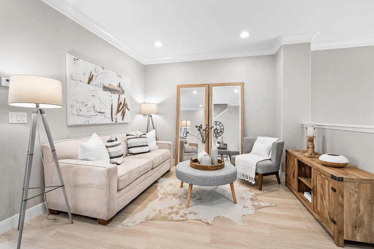 4505 Saint Palais Pl