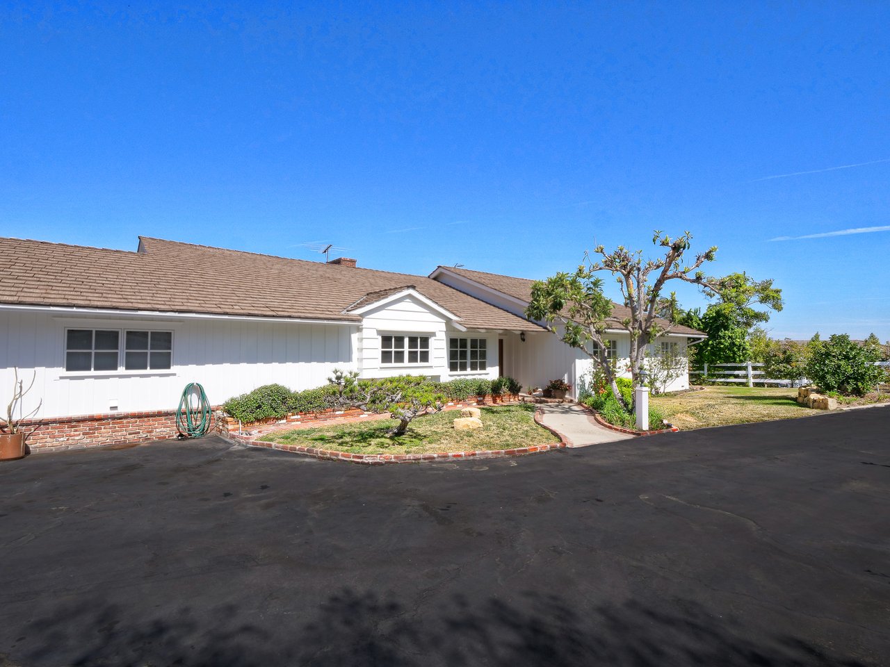 4 Chesterfield Road