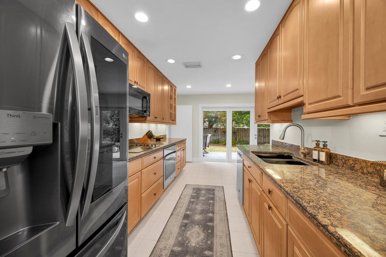 Spacious Living on a Private Cul-de-Sac