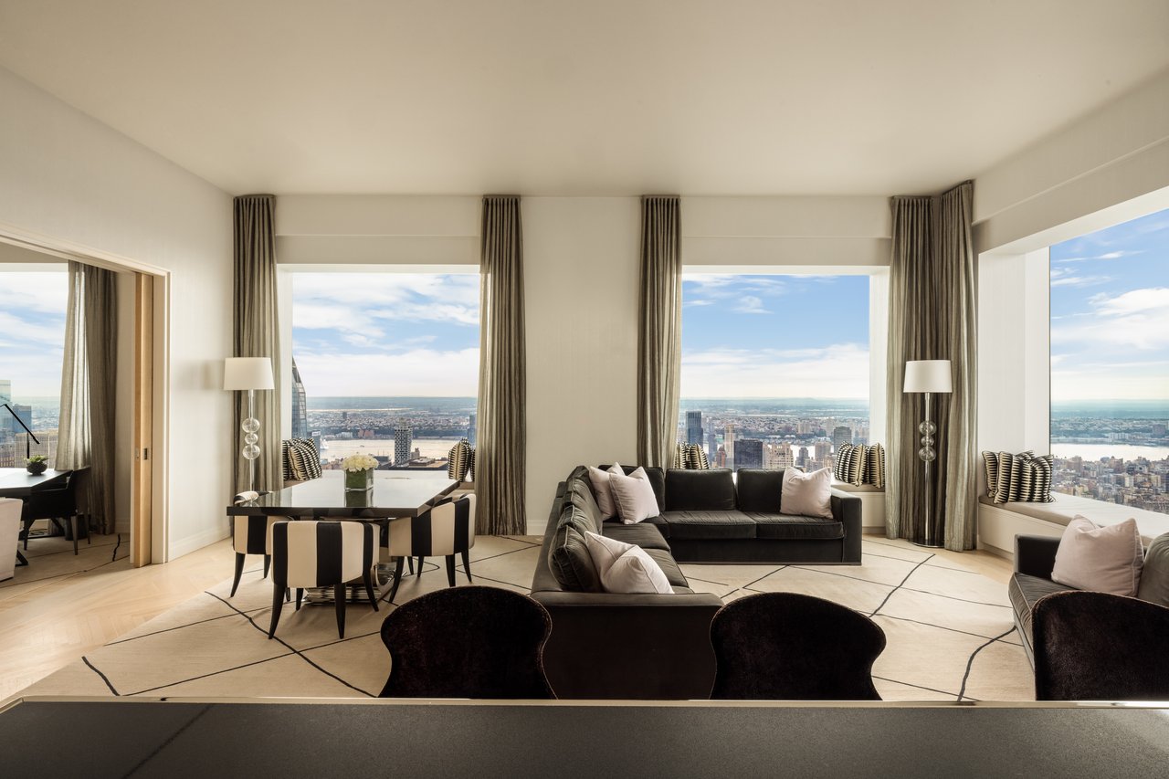 Residence 69, New York