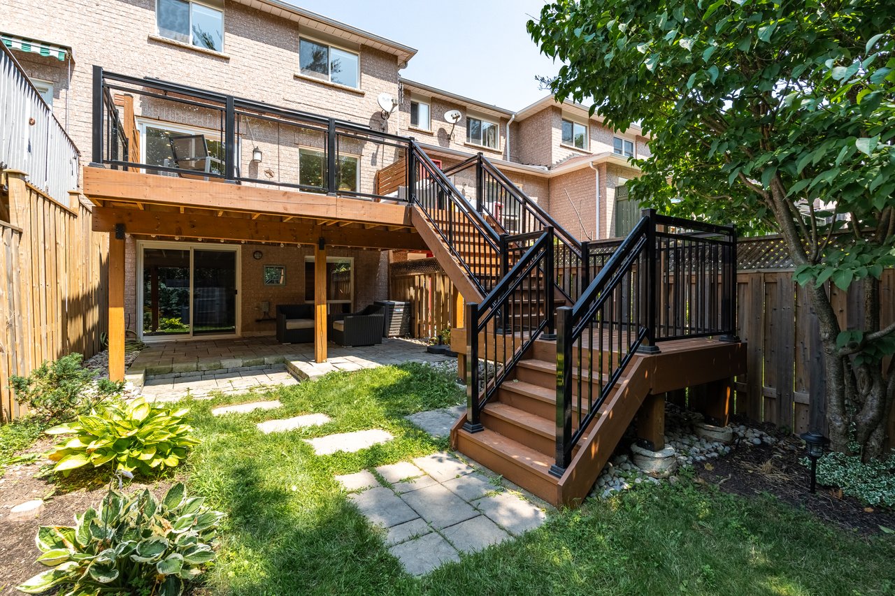 339 Ravineview Way