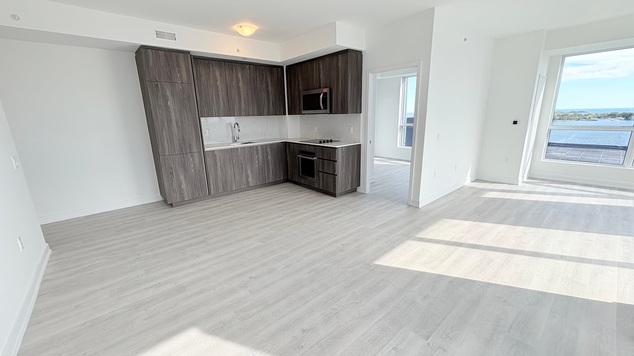 15 Richardson Street Unit: 1814