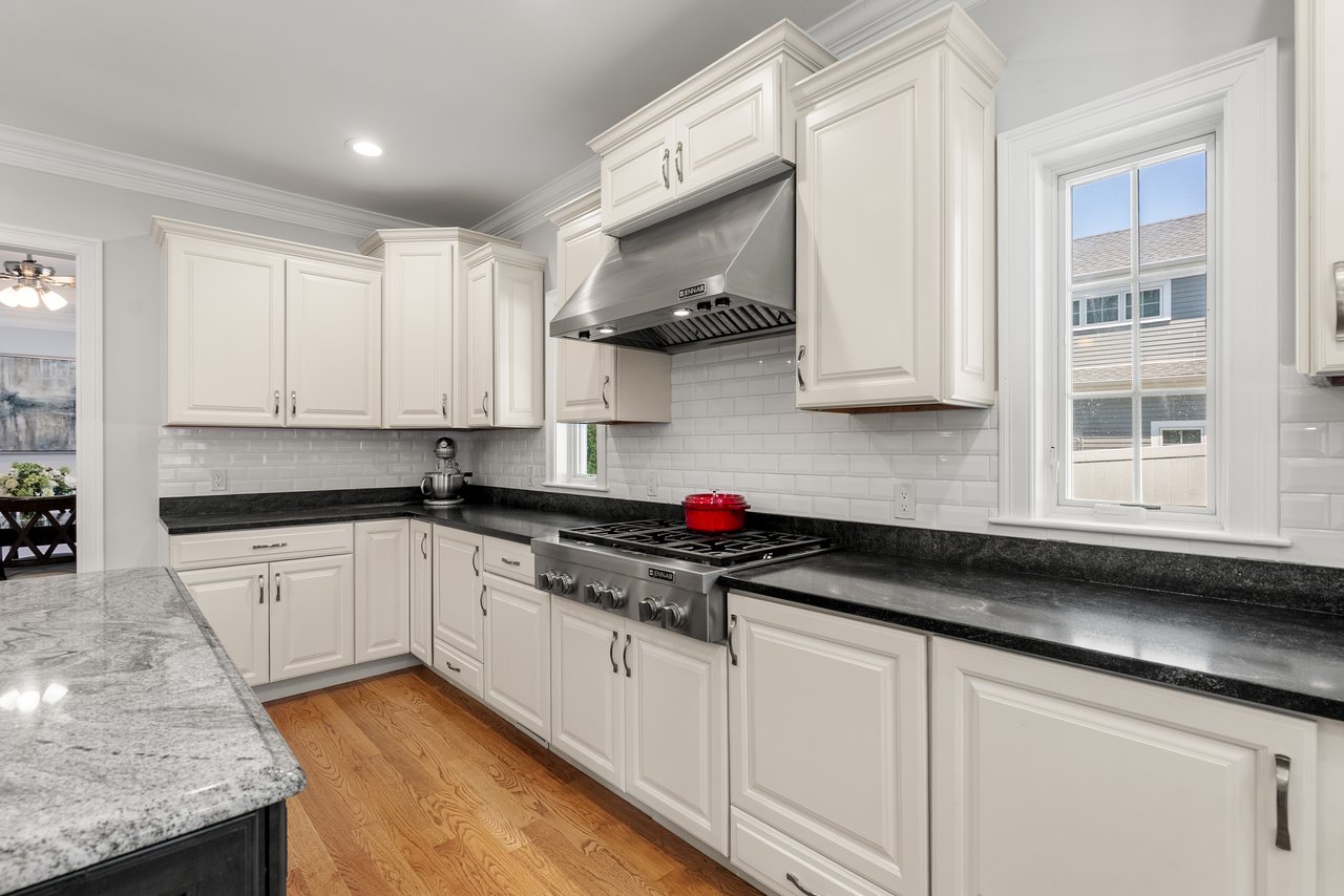18 Patton Rd, Wellesley
