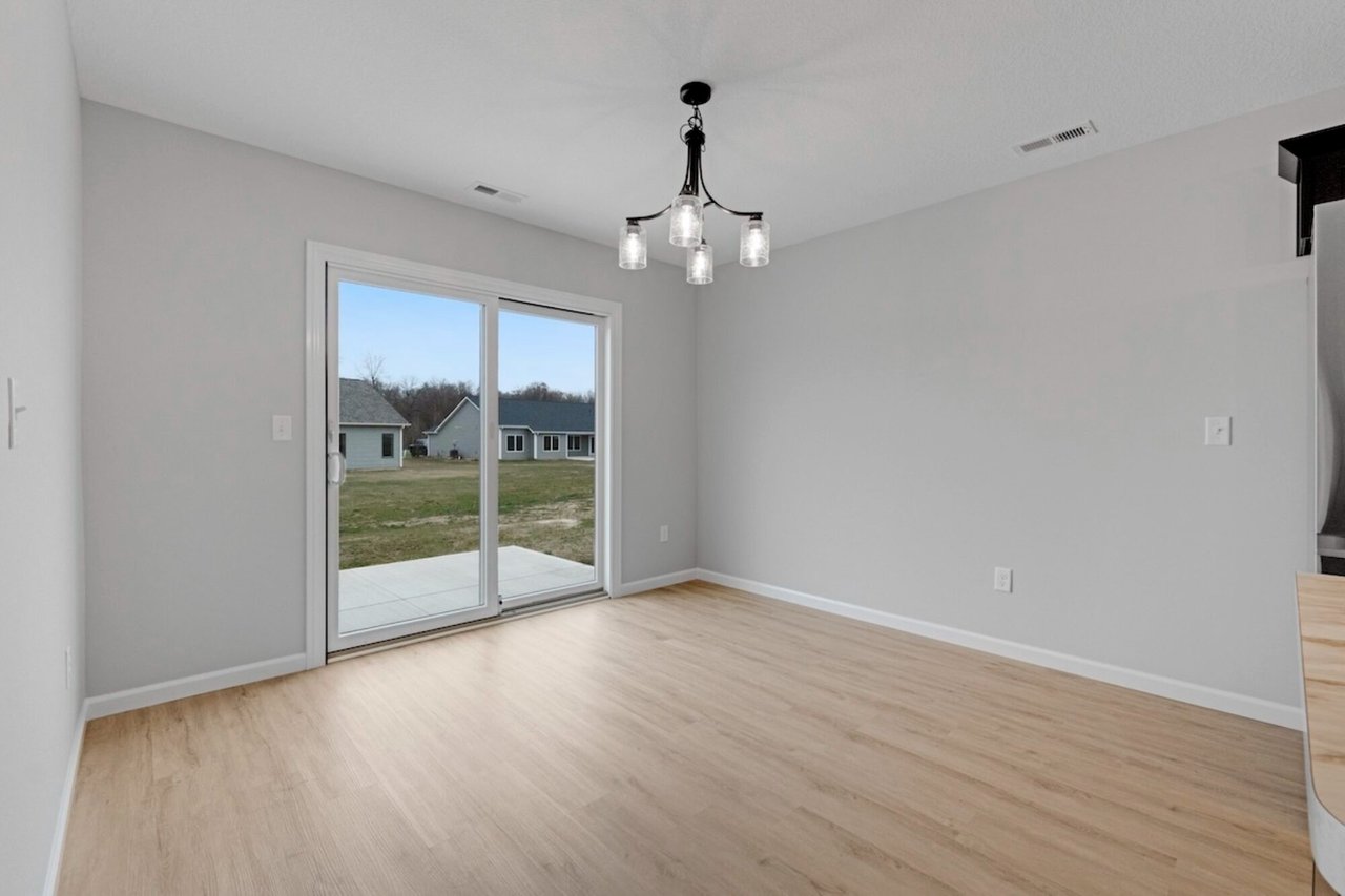 111 Sunset Dr