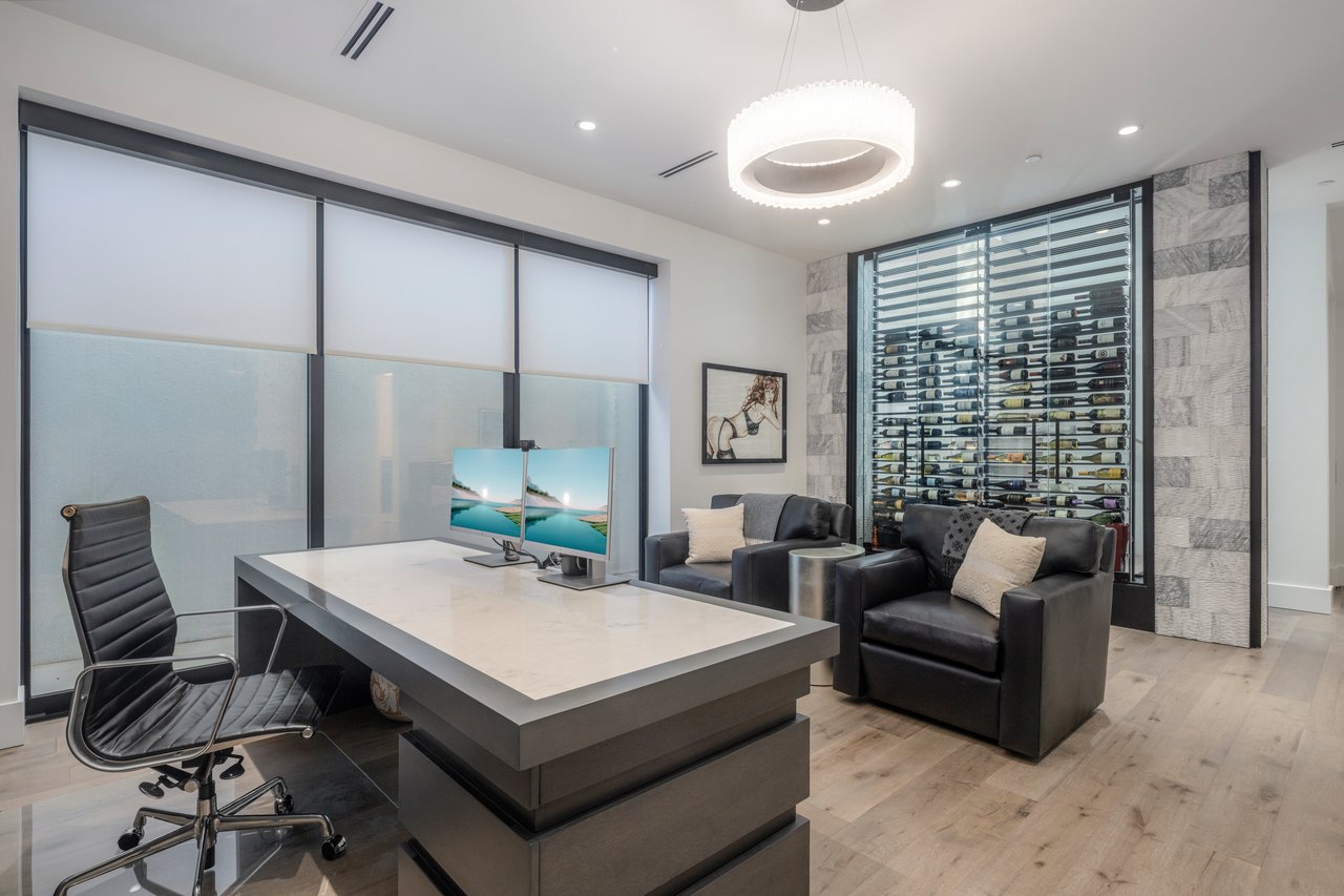 6914 E Cactus Wren Road