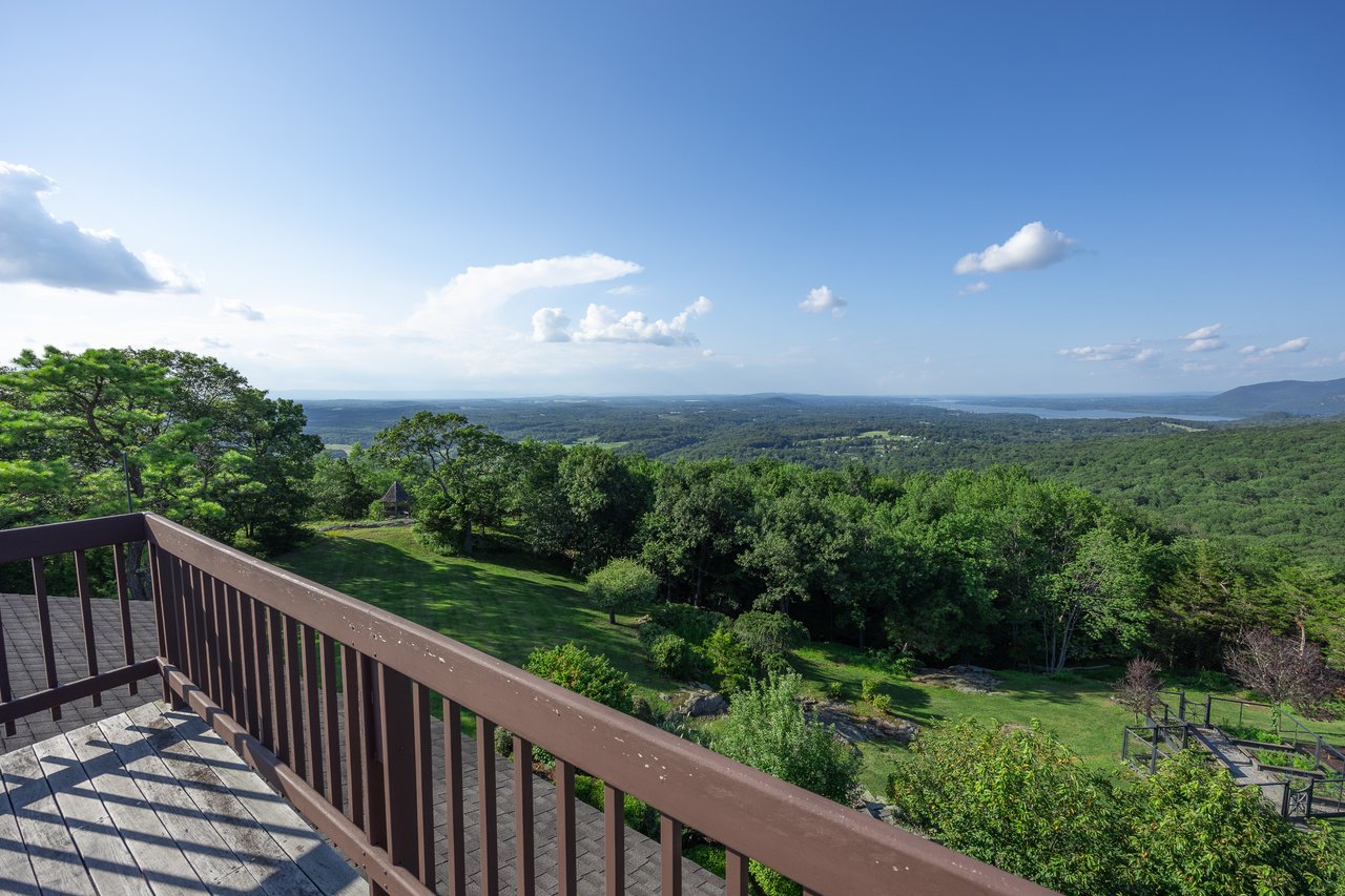 12 Mountain Brook Road