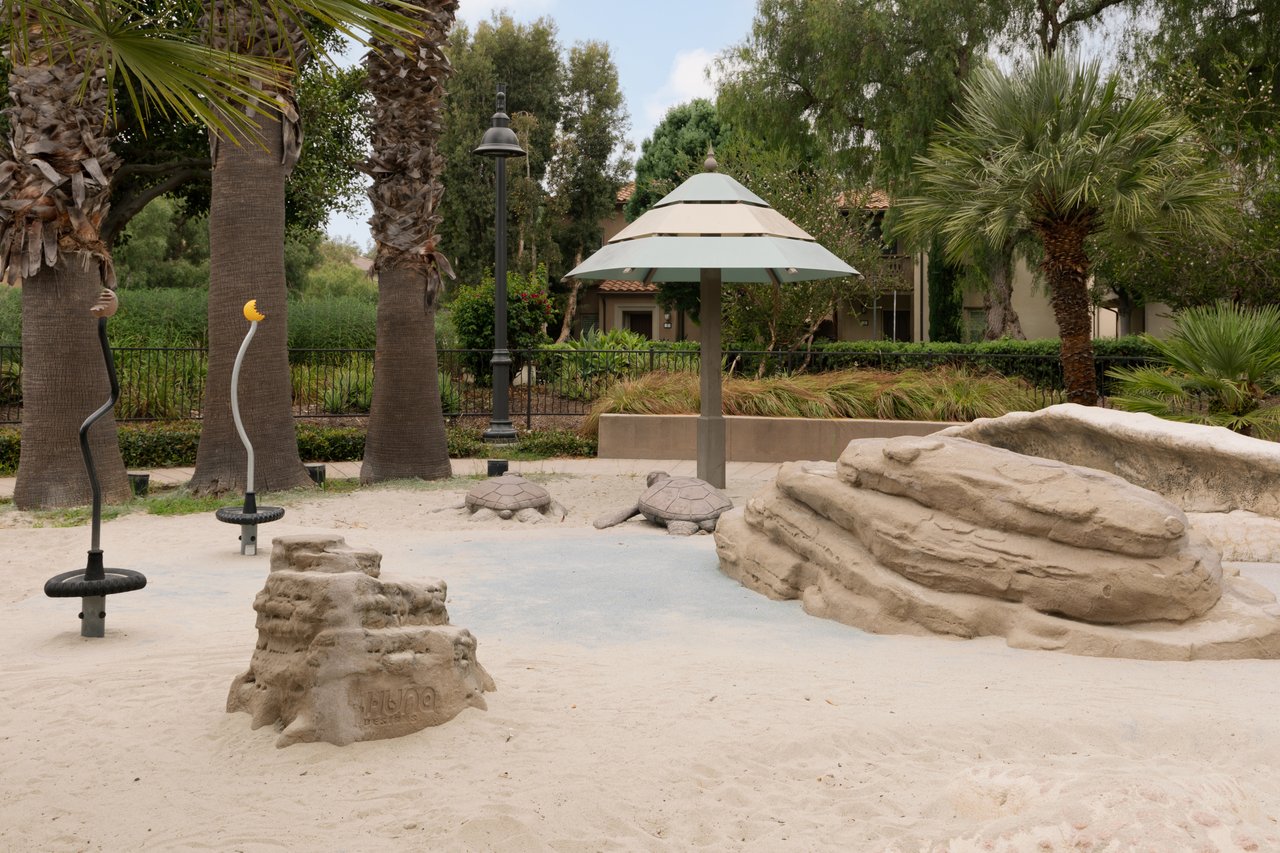 Promenade Square Park