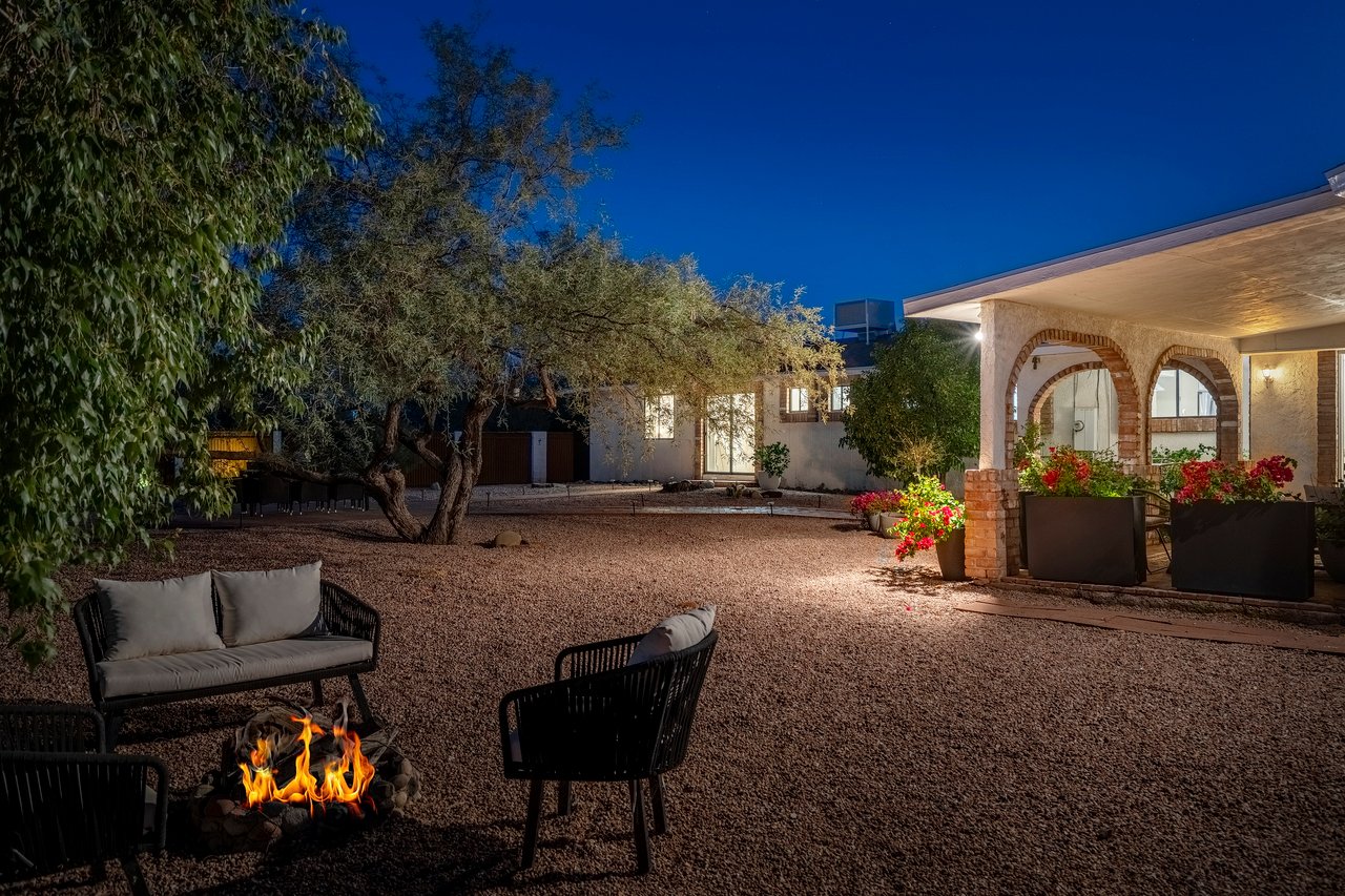 1005 W Emerine Drive