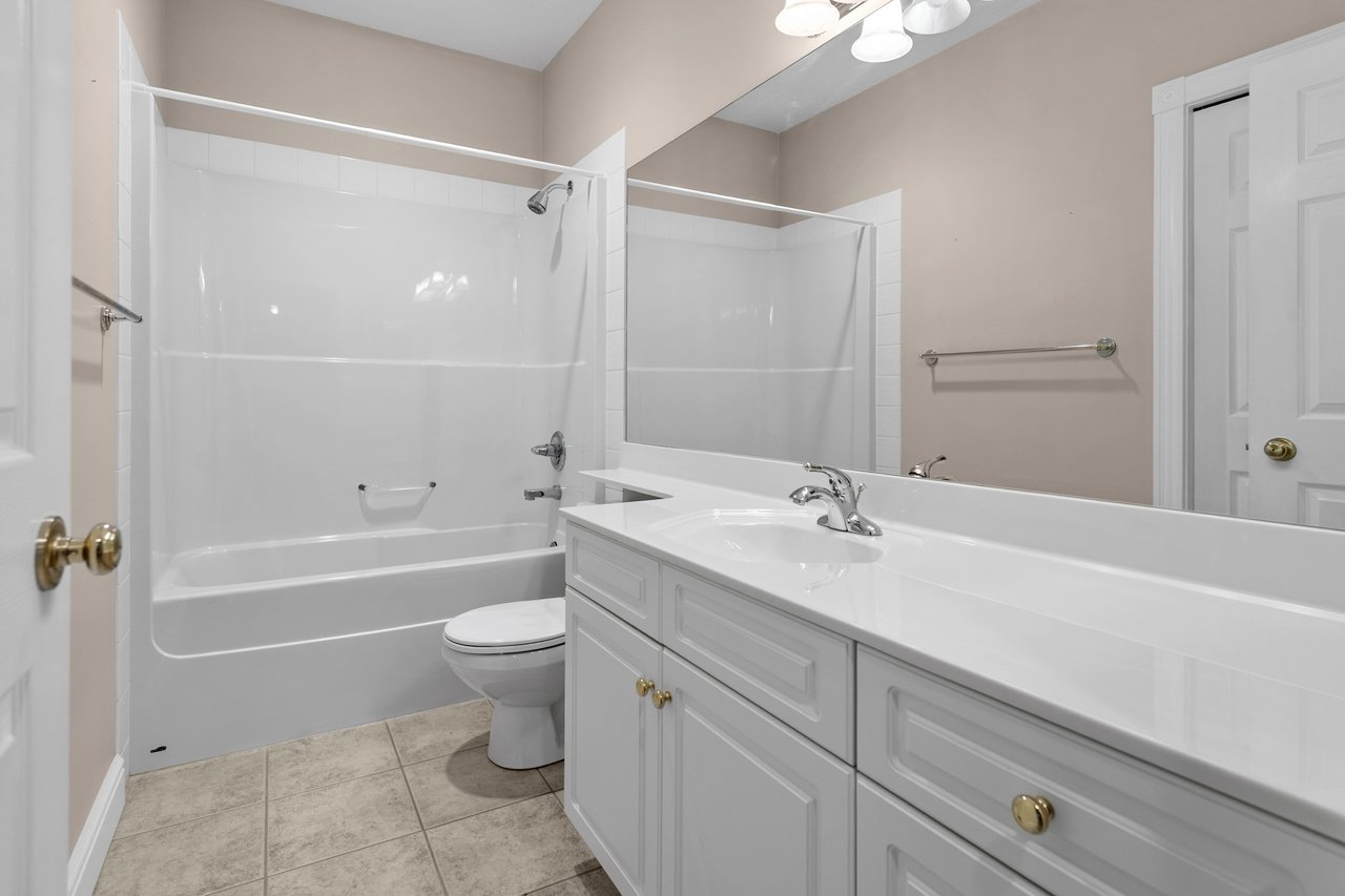 82 Arbour Crest Mount NW