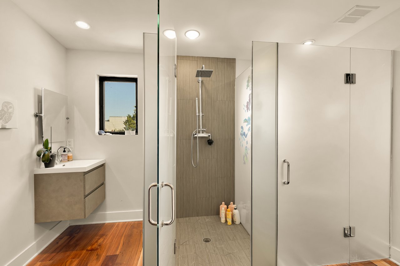 2419 1st Street NW Unit 2