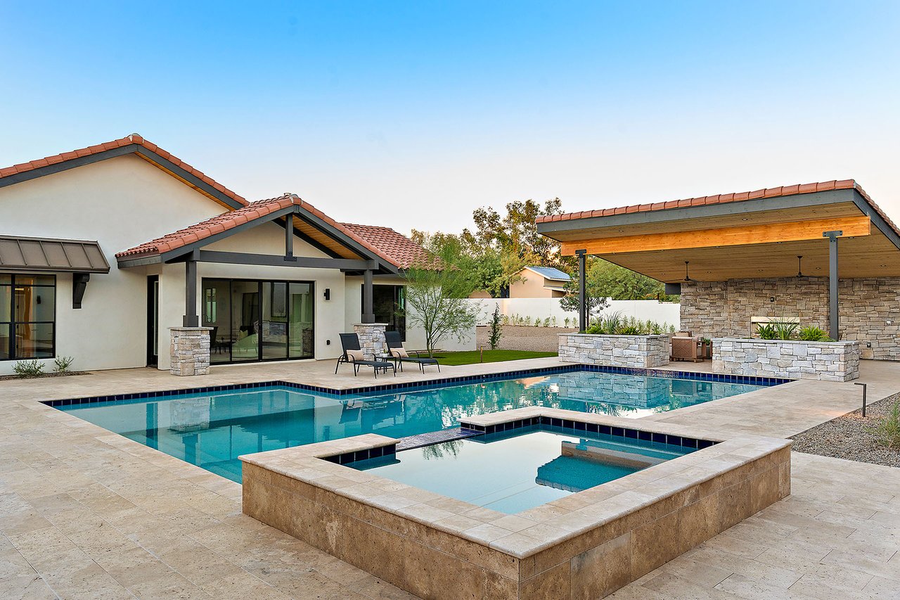 12612 E MOUNTAIN VIEW Road