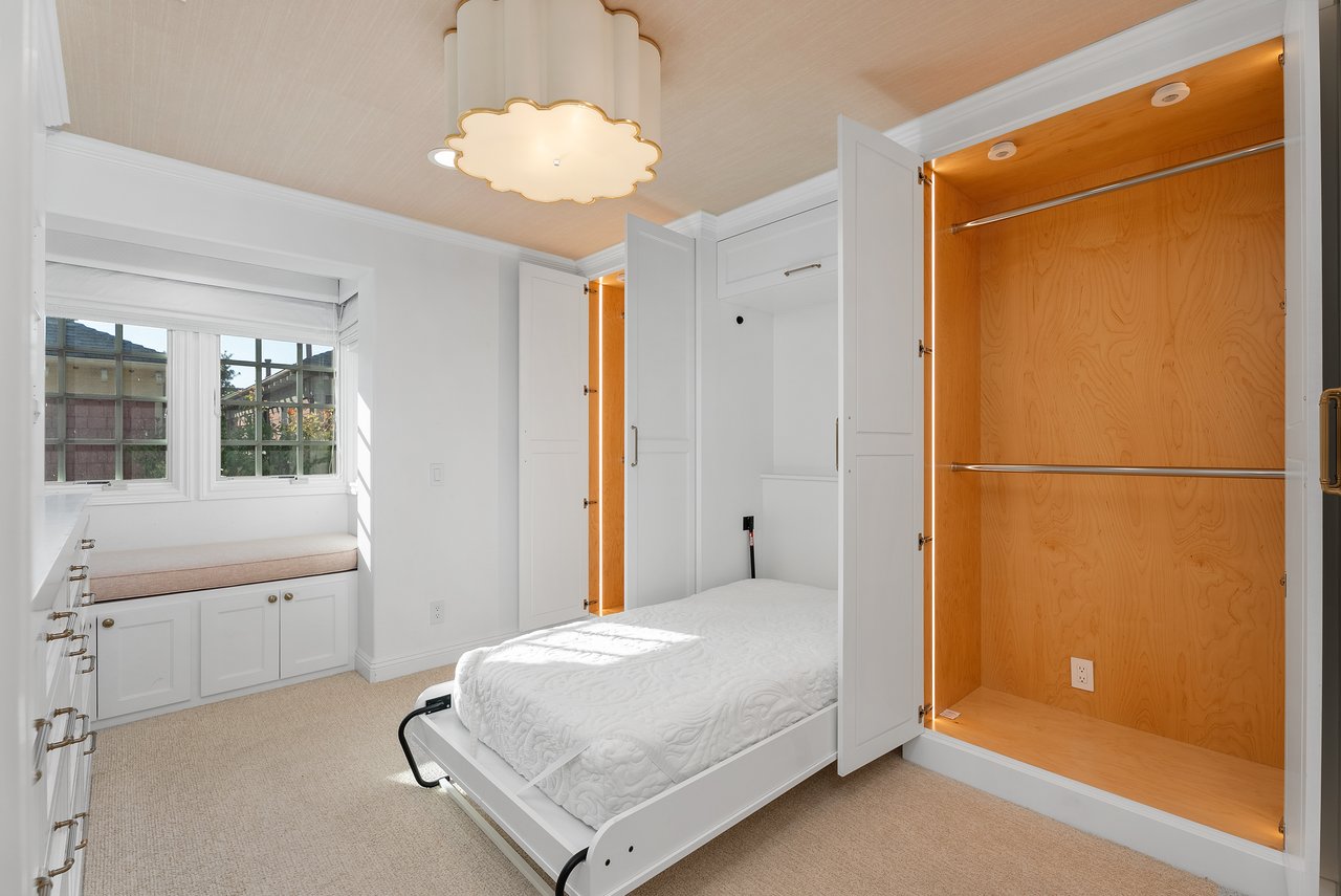 2582 Bungalow Place 70