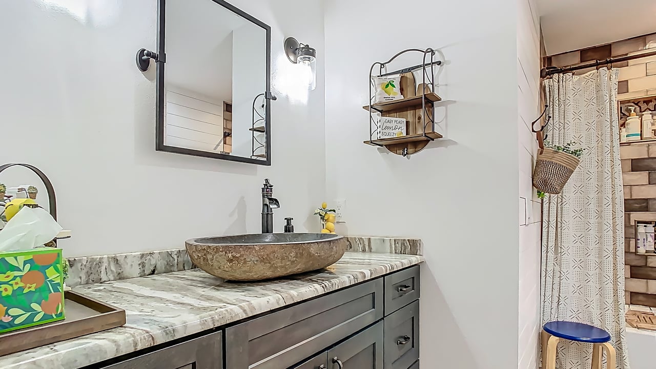 Peaceful 5-Bedroom Home in Altamonte Springs