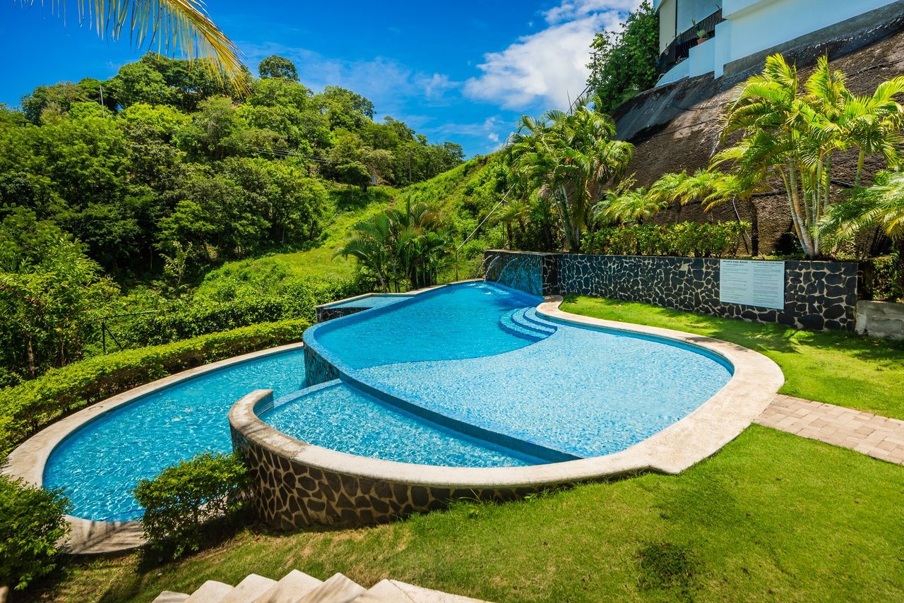 Flamingo Towers Penthouse #32 | Stunning ocean views with the luxury of condo living at Flamingo Beach!