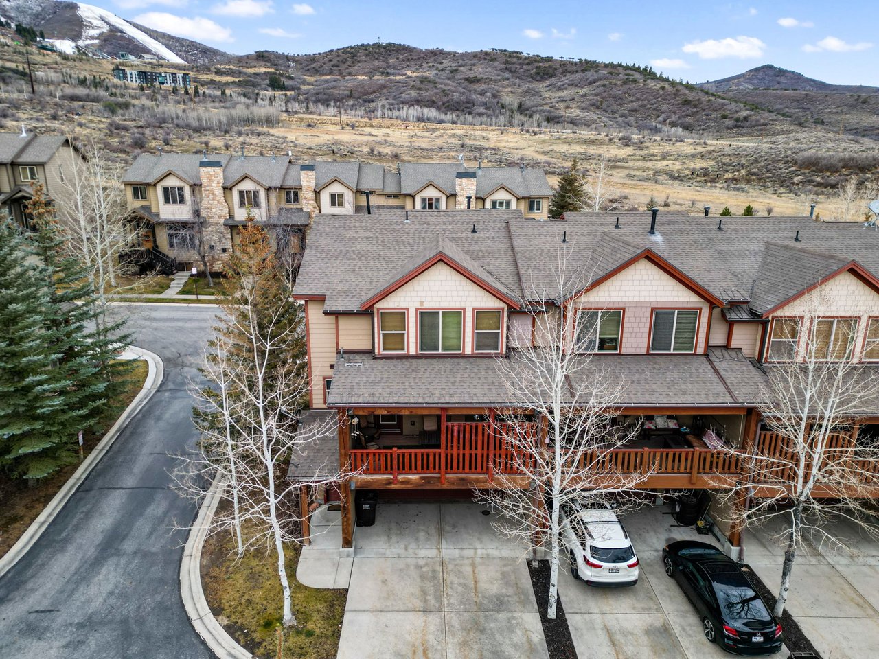 5672 Oslo Lane