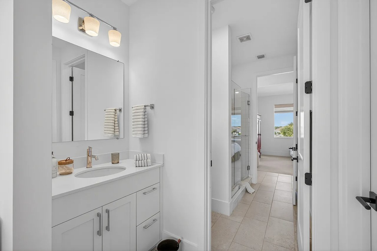 12249 Waterstone Cir