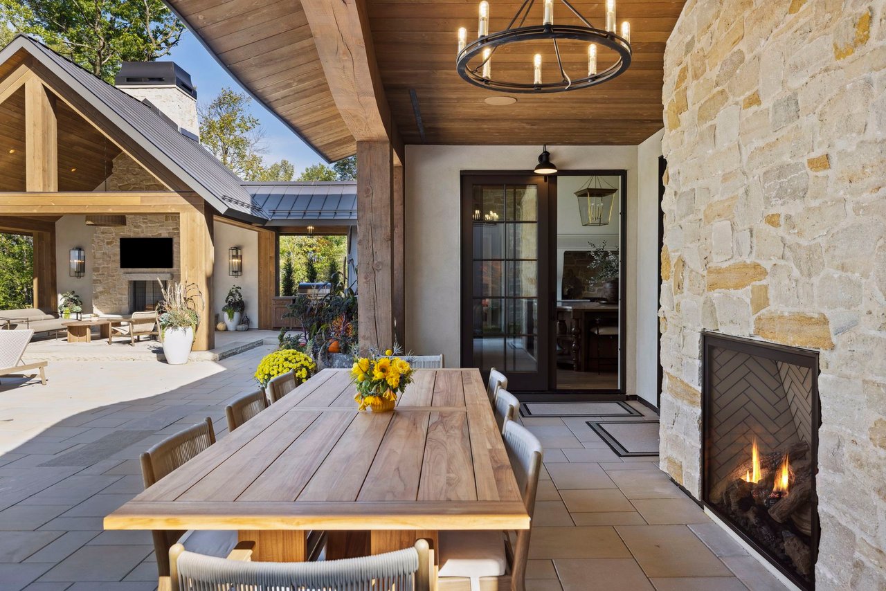 2295 Tamarack Drive, Medina