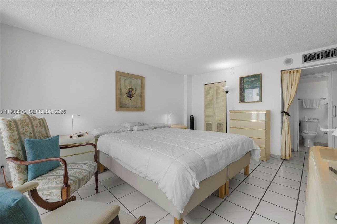 Mirasol Ocean Towers Condo, Unit 707 