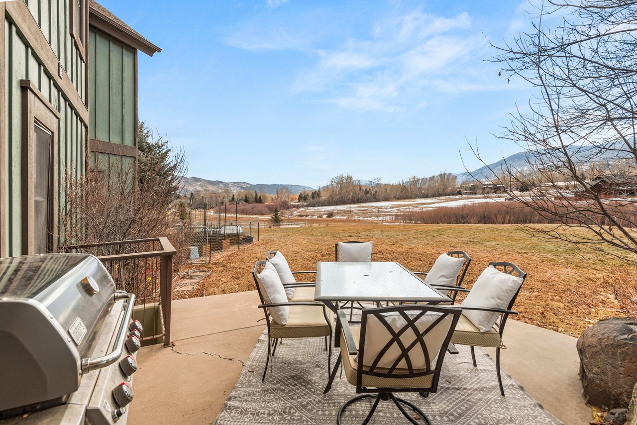 Historic Cerise Ranch Retreat with Stunning Mountain Views