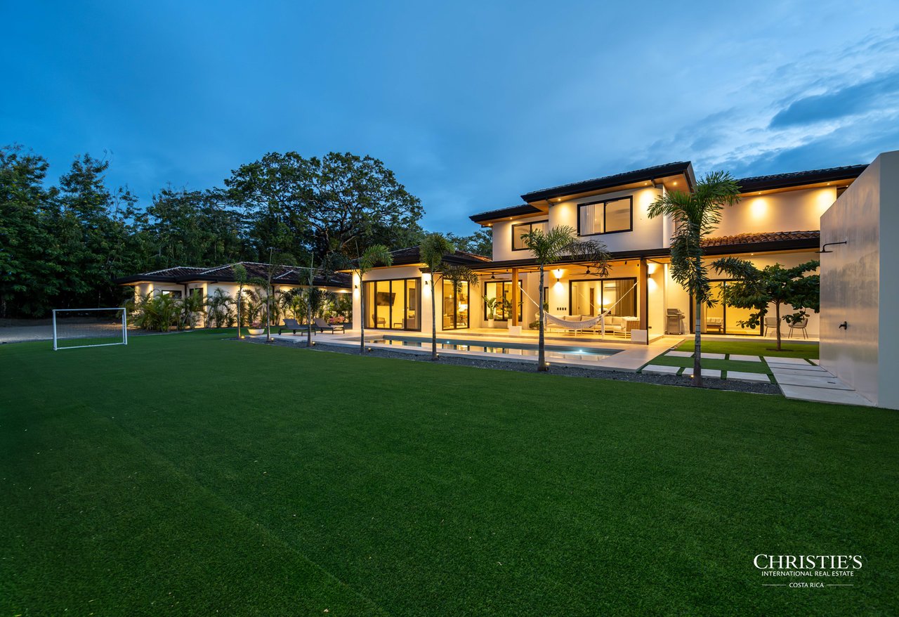 Casa Jade | Contemporary Resort Living in Hacienda Pinilla 