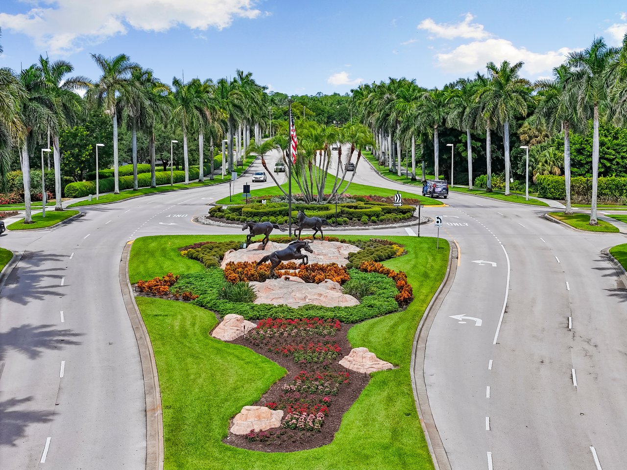 Who’s the Best Real Estate Agent for Luxury Homes in Lely Resort?