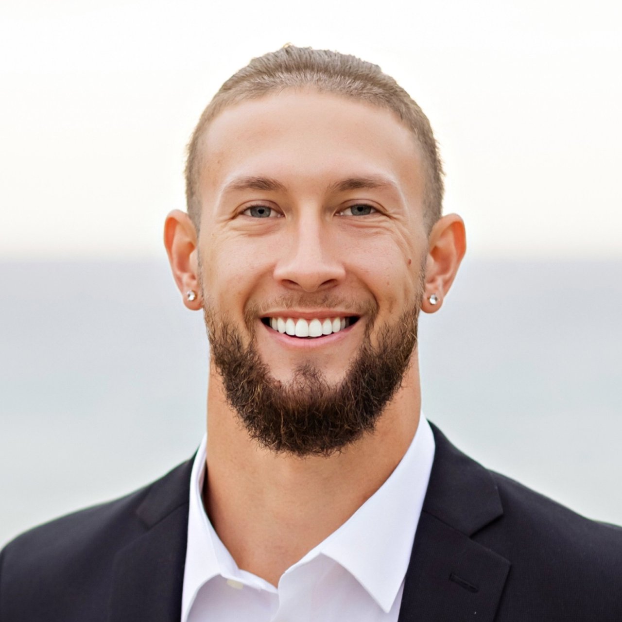 Asa Turner Del Mar, CA Real Estate Agent Headshot