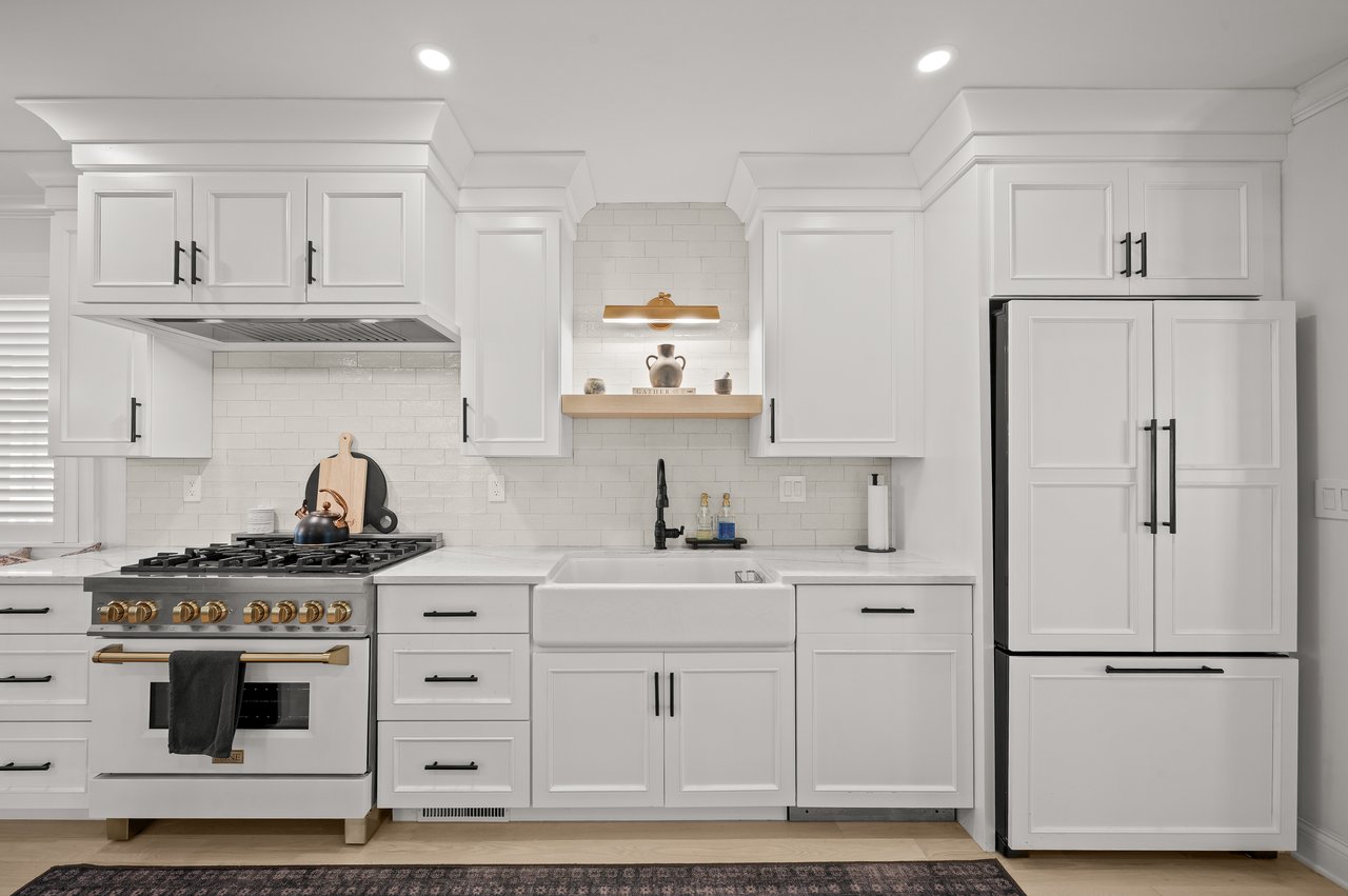 909 Lions Park Drive