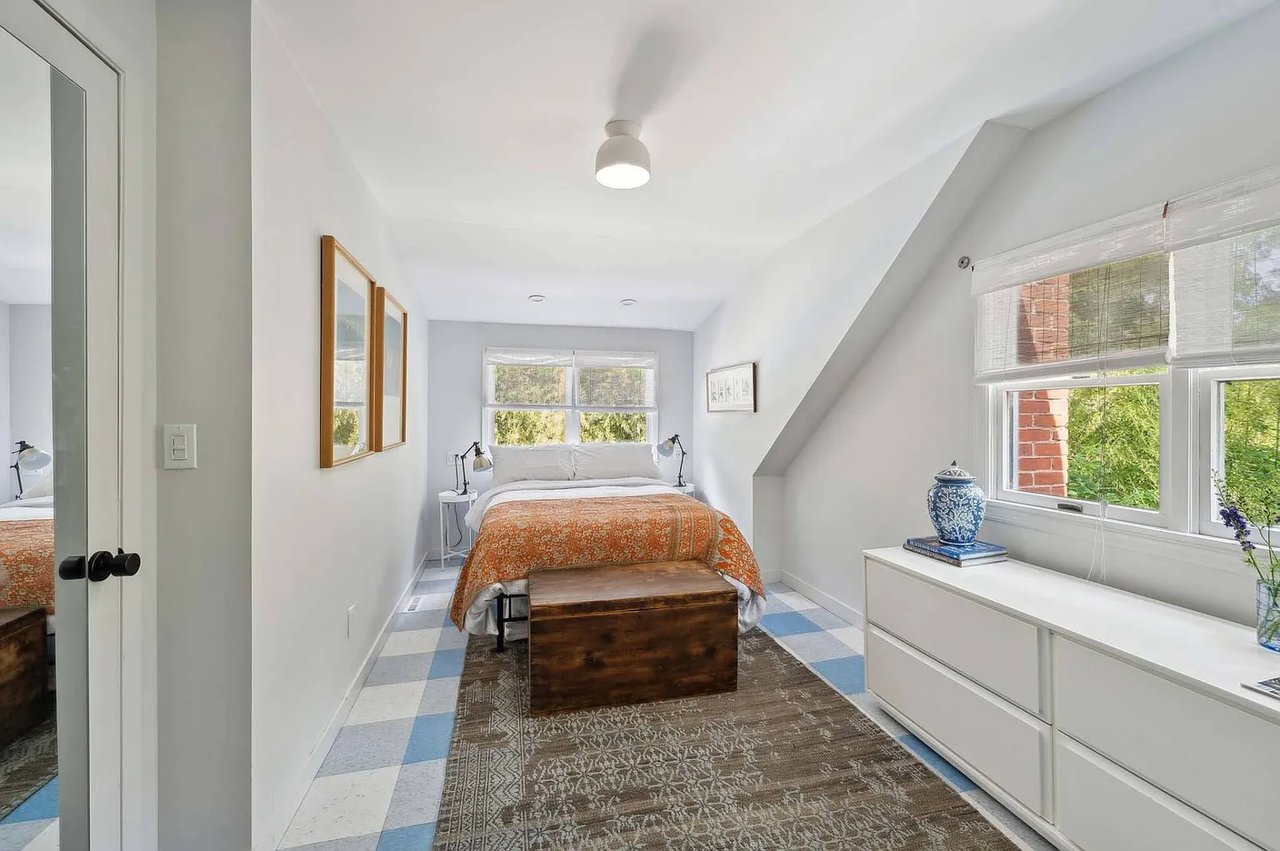 3 Holmes Lane, Hampton Bays