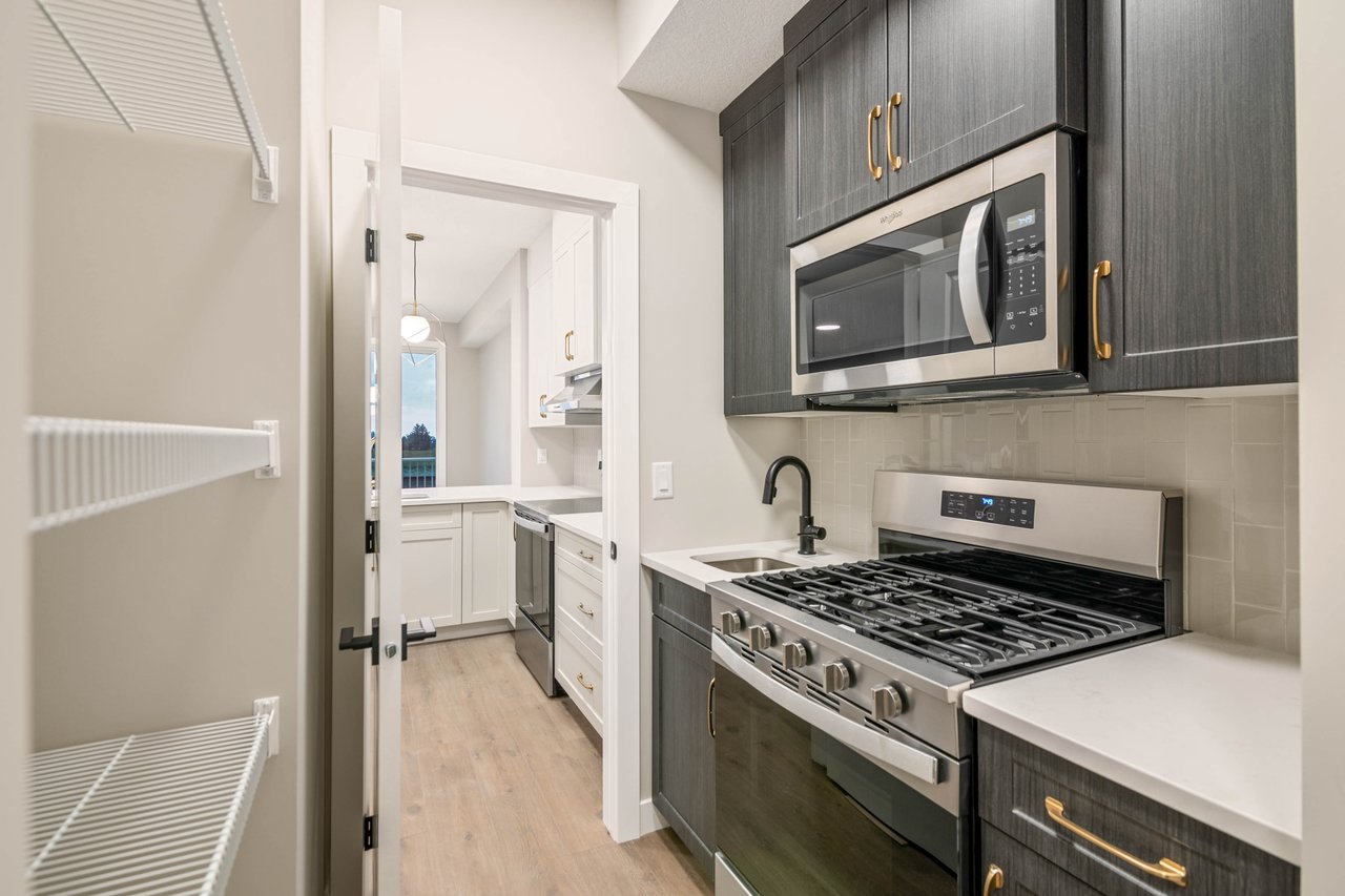 143 Belvedere Crescent SE