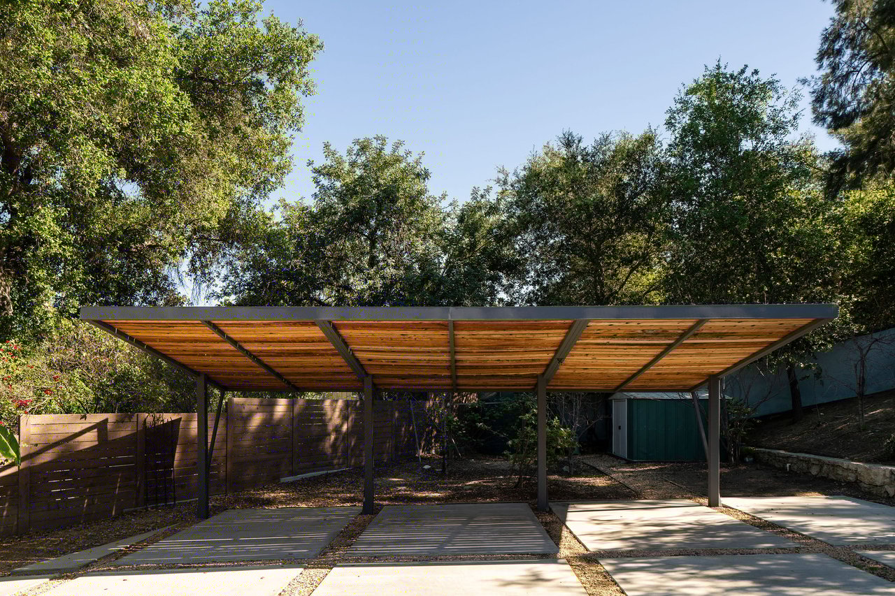 The Van Dekker House, Master architect R. M. Schindler