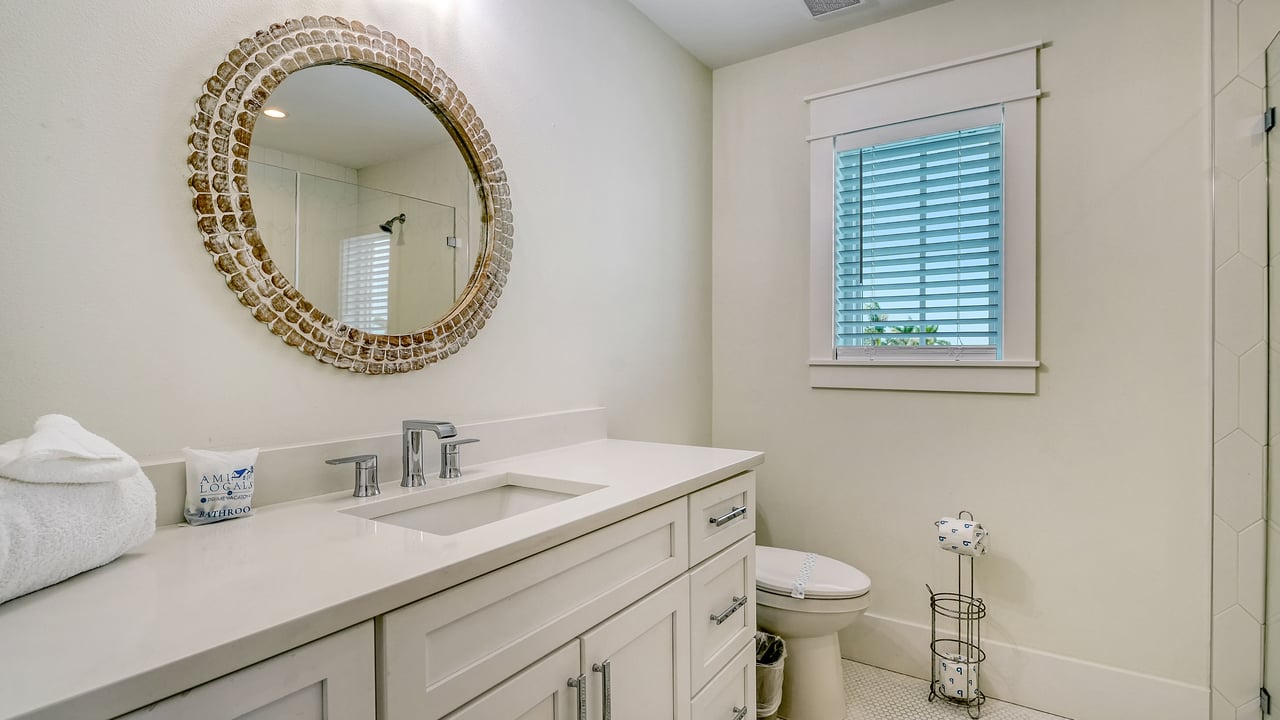 2175 Avenue A, Bradenton Beach, Florida