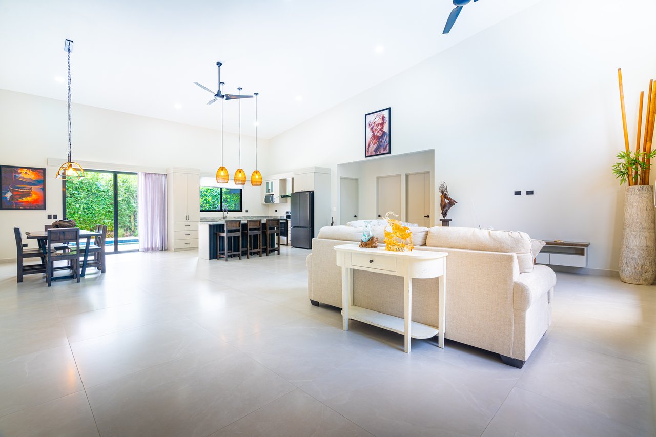 River Bend Estates, 3 Bedroom Masterpiece.