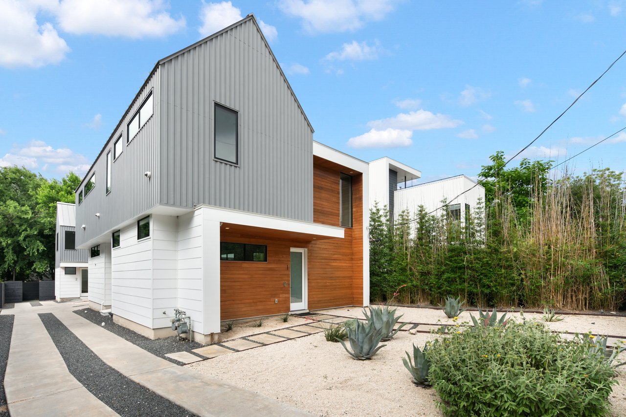 404 W Milton
