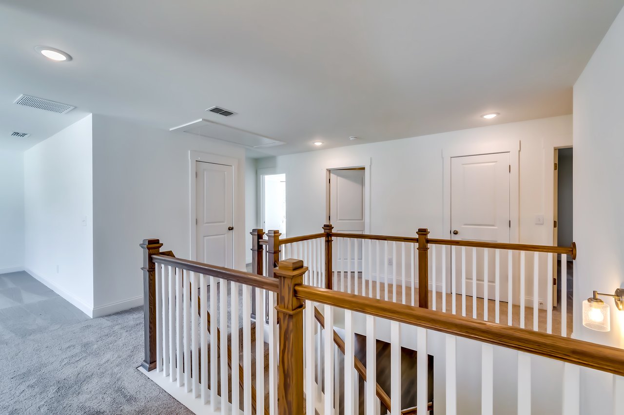537 Principal Meridian Dr