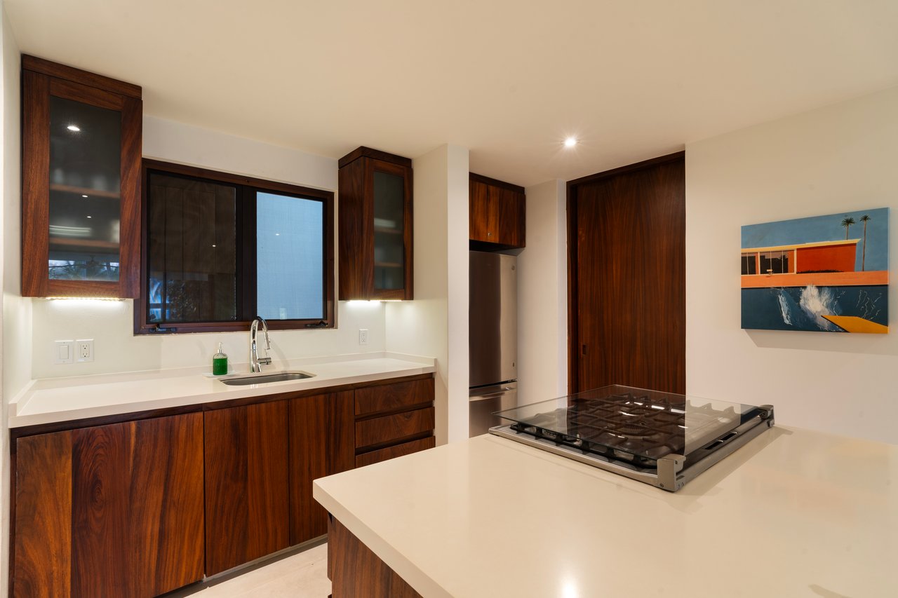 Marea Beachfront Villa I52