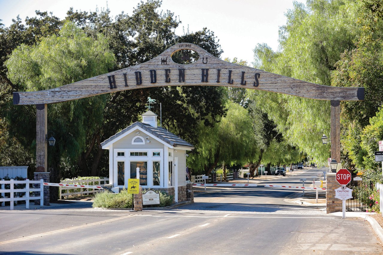 Living in Hidden Hills: A Local Guide to Hidden Hills Real Estate and Community Life