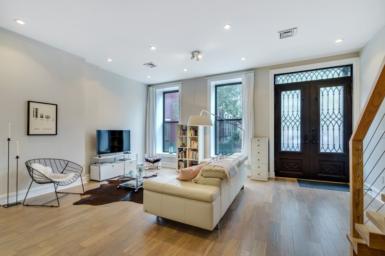 442 Kosciuszko Street 2
