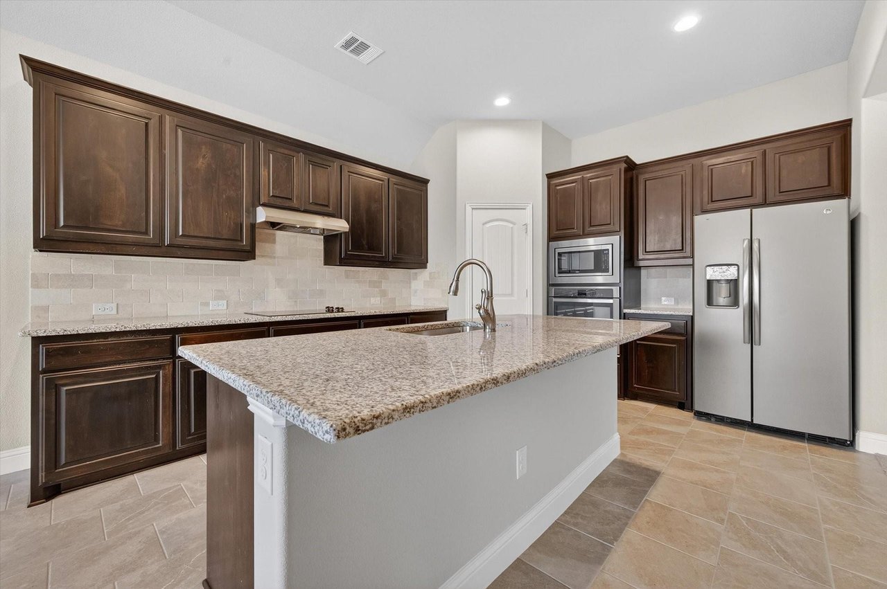 12400 Charter Creek Drive