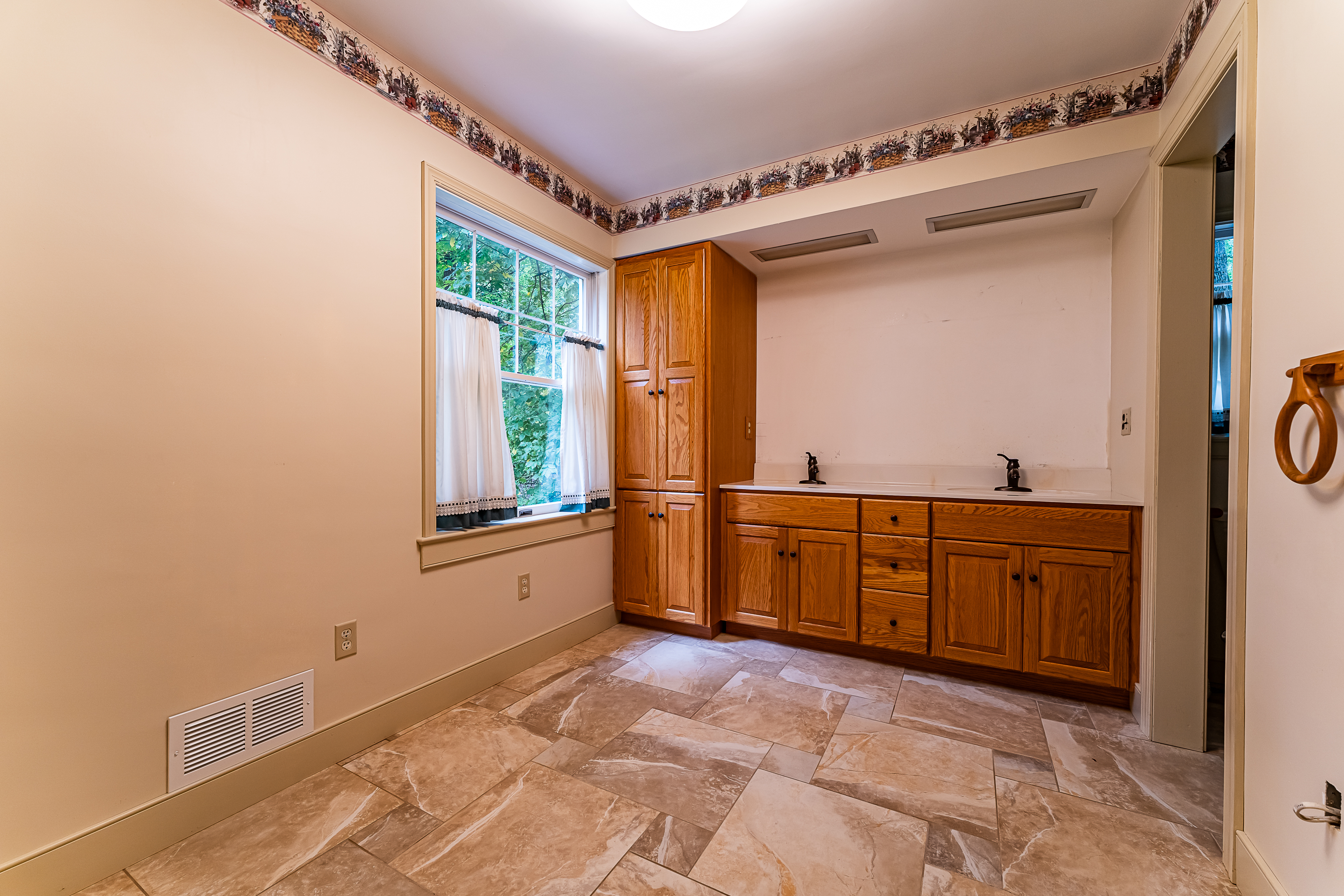 5641 Applebutter Hill Road