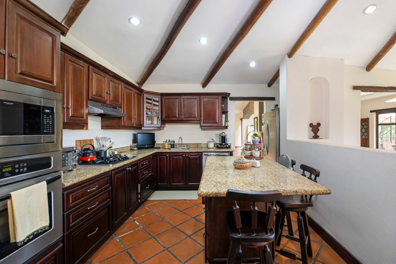 Private Single Level Residence, Escazu, San Jose